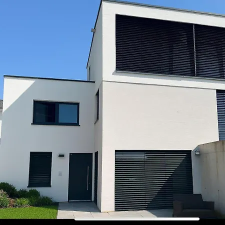 Modernes 2-zi -apartment In Wlan Kueche Und Waschmaschine 아파트